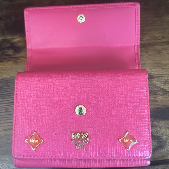 MCM pink wallet - Picture 5 of 16